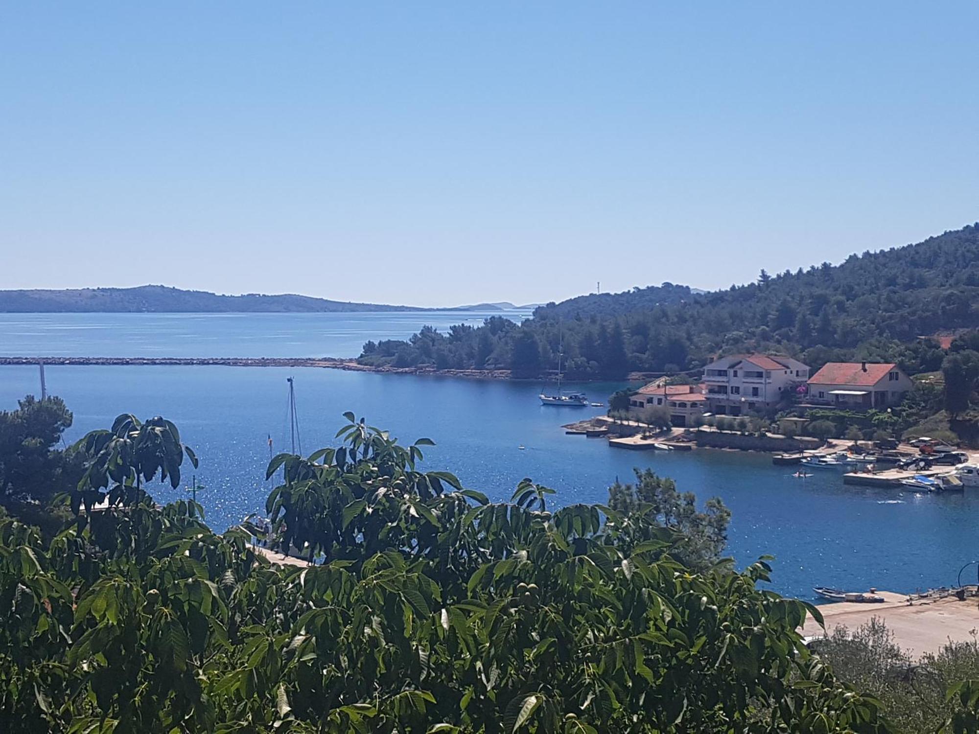 Extra Spacious Seaview Apartments Close To The Beach, With Large Terraces And Free Wi-Fi & Ac & Bbq & Parking Space Sali Camera foto